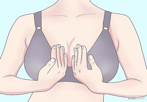 Massage ngực giúp dẫn lưu hệ bạch huyết
